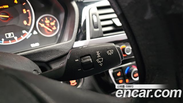 BMW 3-Series 320d