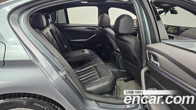 BMW 5-Series 520d M Sport package