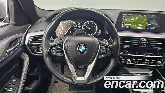 BMW 5-Series 520d M Sport package