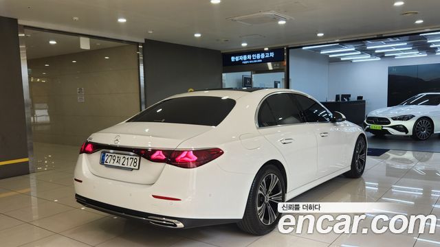Mercedes-Benz E-Class E200 Avantgarde