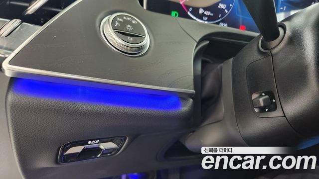 Mercedes-Benz E-Class E200 Avantgarde