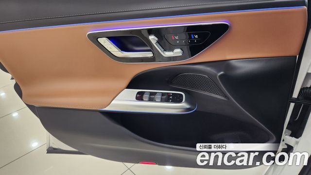 Mercedes-Benz E-Class E200 Avantgarde