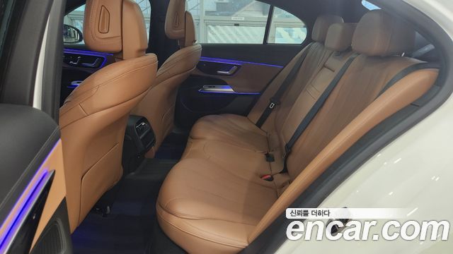 Mercedes-Benz E-Class E200 Avantgarde