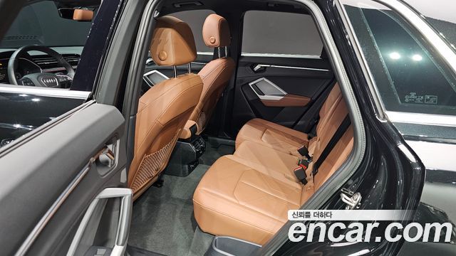 Audi Q3 35 TDI Premium