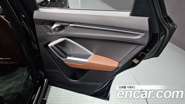 Audi Q3 35 TDI Premium