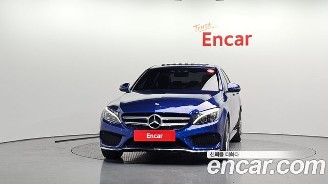 Mercedes-Benz C-Class C200 4MATIC AMG Line