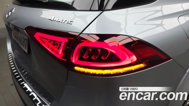 Mercedes-Benz GLE-Class GLE450 4MATIC