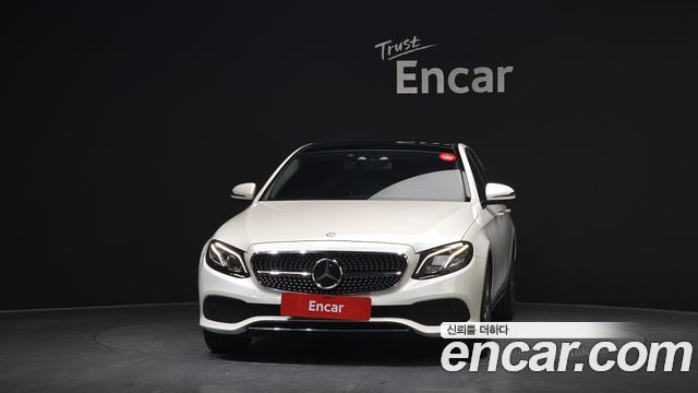 Mercedes-Benz E-Class E300 AV Intelligent Drive