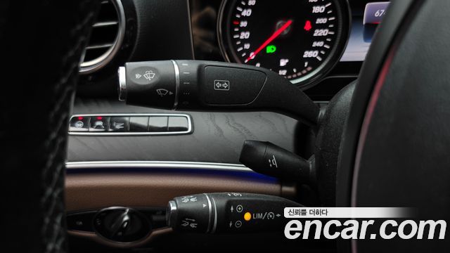 Mercedes-Benz E-Class E300 AV Intelligent Drive