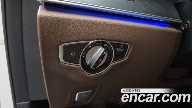 Mercedes-Benz E-Class E300 AV Intelligent Drive