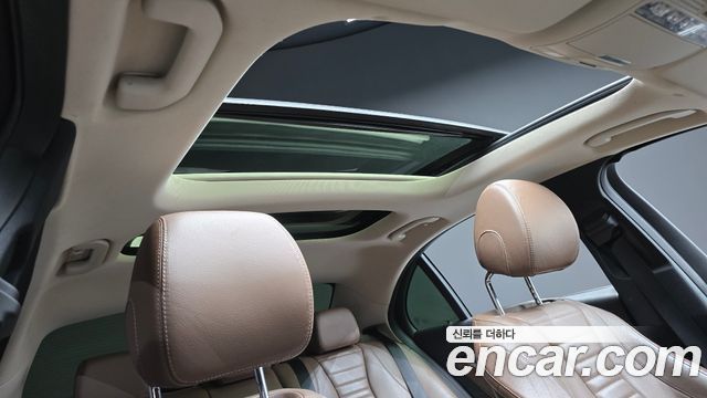Mercedes-Benz E-Class E300 AV Intelligent Drive