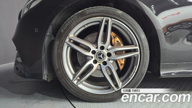 Mercedes-Benz E-Class E220d Coupe