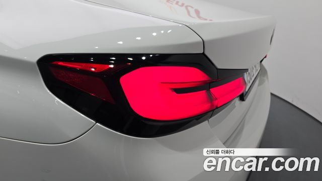 BMW 5-Series 520i M Sport