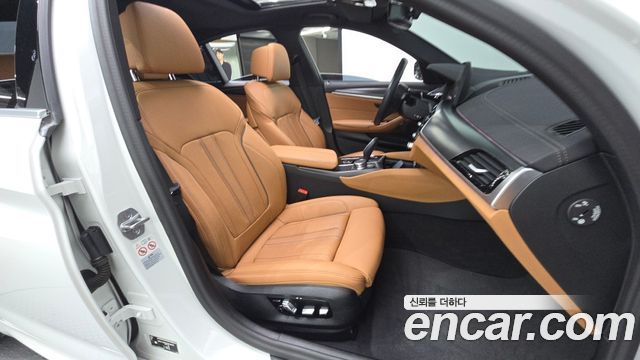 BMW 5-Series 520i M Sport