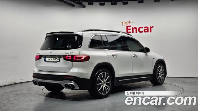 Mercedes-Benz GLB-Class AMG GLB35 4MATIC