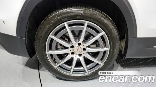 Mercedes-Benz GLB-Class AMG GLB35 4MATIC