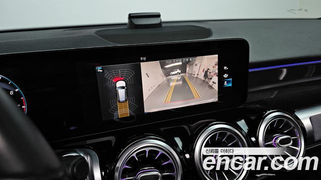 Mercedes-Benz GLB-Class AMG GLB35 4MATIC