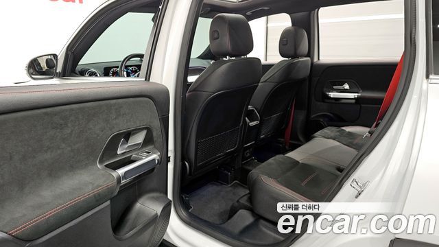 Mercedes-Benz GLB-Class AMG GLB35 4MATIC