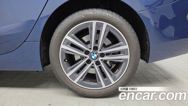BMW 2-Series 220i Sport