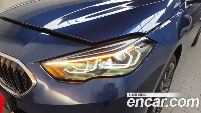 BMW 2-Series 220i Sport