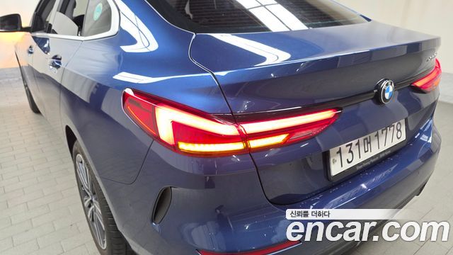 BMW 2-Series 220i Sport