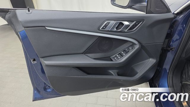 BMW 2-Series 220i Sport