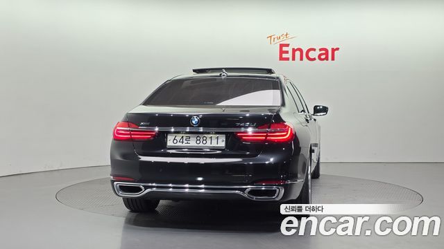 BMW 7-Series 740Li xDrive