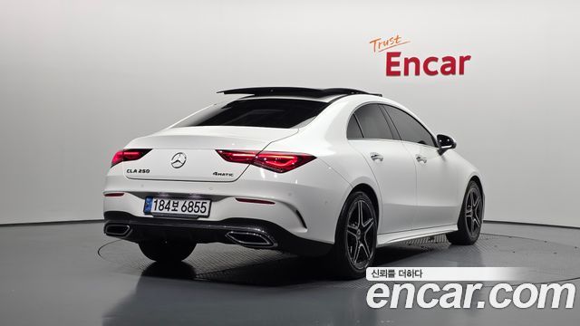 Mercedes-Benz CLA-Class CLA250 4MATIC