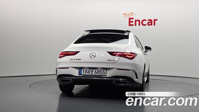 Mercedes-Benz CLA-Class CLA250 4MATIC