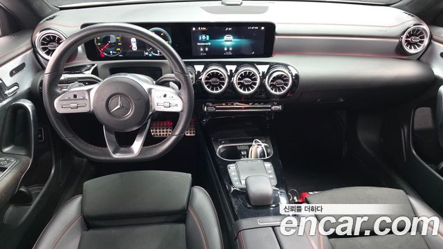 Mercedes-Benz CLA-Class CLA250 4MATIC