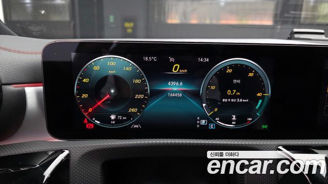 Mercedes-Benz CLA-Class CLA250 4MATIC