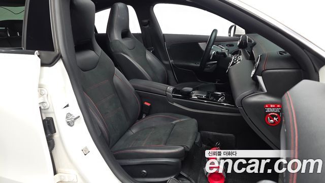 Mercedes-Benz CLA-Class CLA250 4MATIC