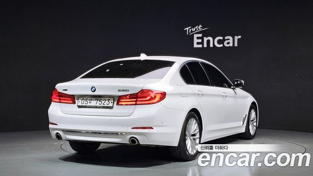 BMW 5-Series 530i xDrive Luxury Plus