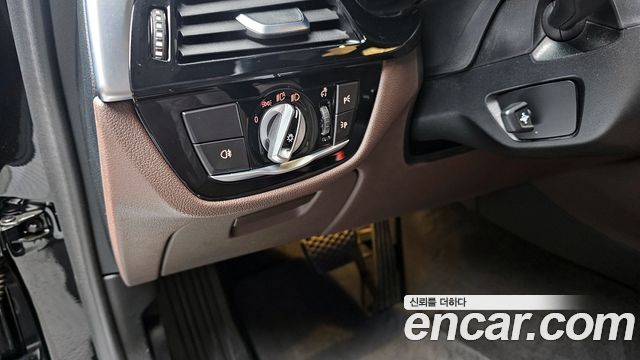 BMW 5-Series 523d Luxury