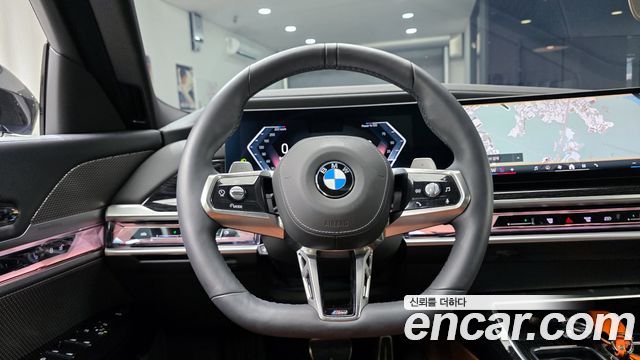 BMW 7-Series 740i xDrive M Sport