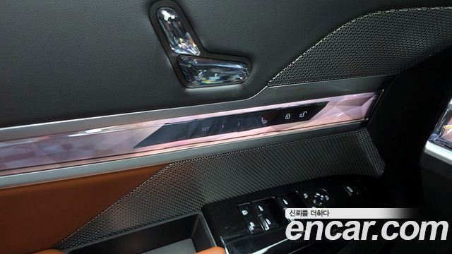 BMW 7-Series 740i xDrive M Sport
