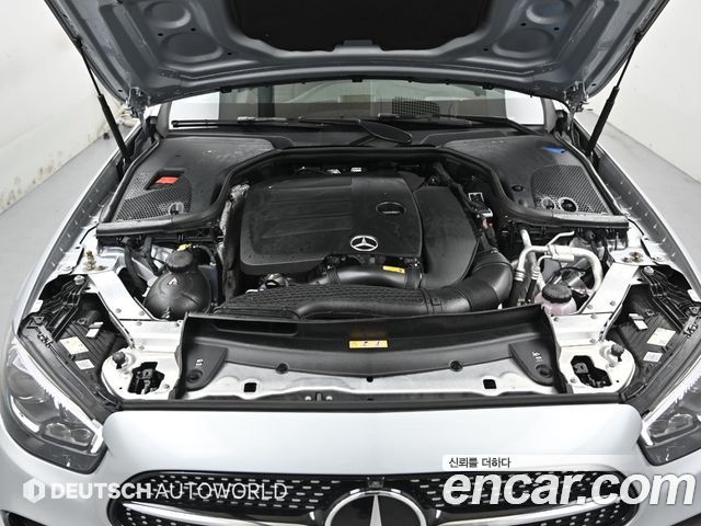 Mercedes-Benz E-Class E350 4MATIC AMG Line