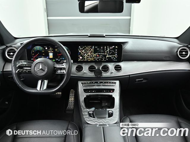 Mercedes-Benz E-Class E350 4MATIC AMG Line