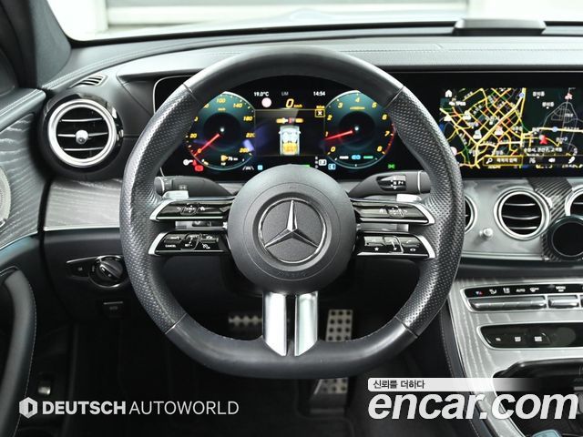 Mercedes-Benz E-Class E350 4MATIC AMG Line
