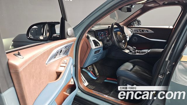 BMW XM 4.4