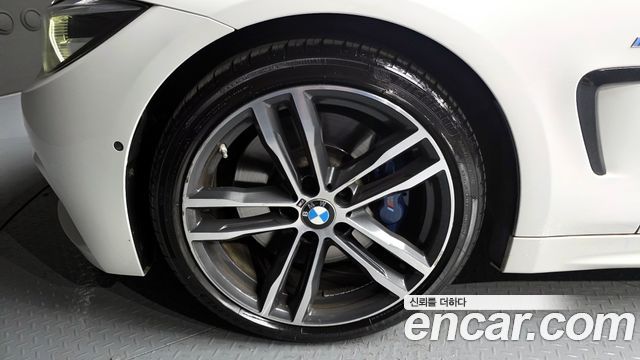 BMW 4-Series 430i M Sport Convertible