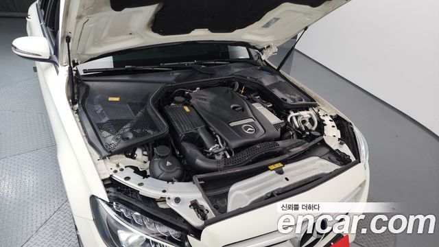 Mercedes-Benz C-Class C200 Avantgarde