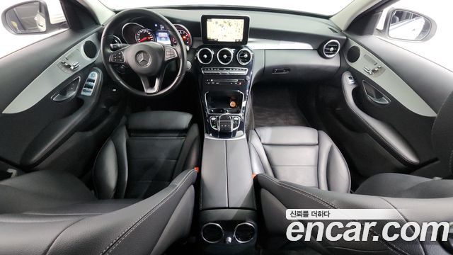 Mercedes-Benz C-Class C200 Avantgarde
