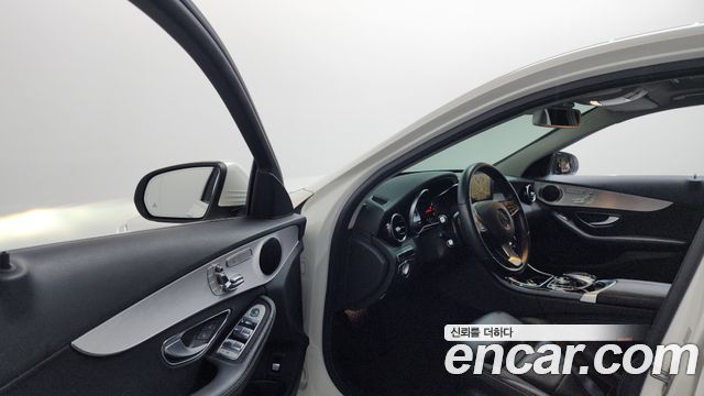 Mercedes-Benz C-Class C200 Avantgarde