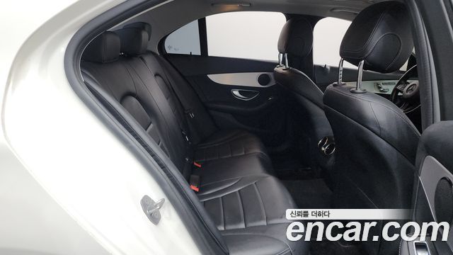 Mercedes-Benz C-Class C200 Avantgarde