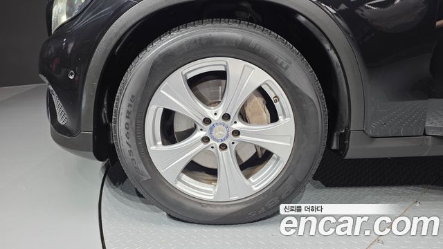 Mercedes-Benz GLC-Class GLC220 d 4MATIC