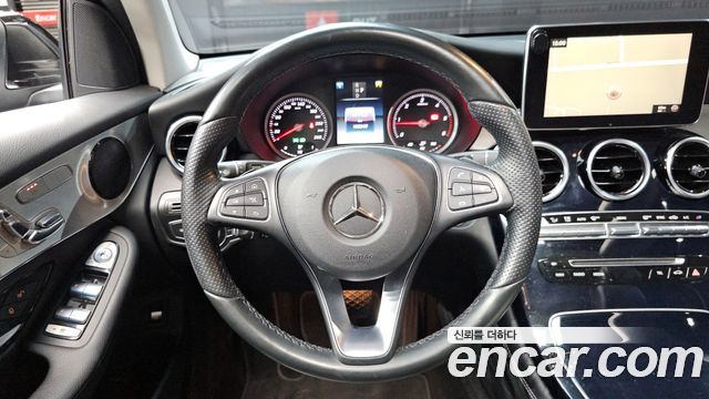 Mercedes-Benz GLC-Class GLC220 d 4MATIC