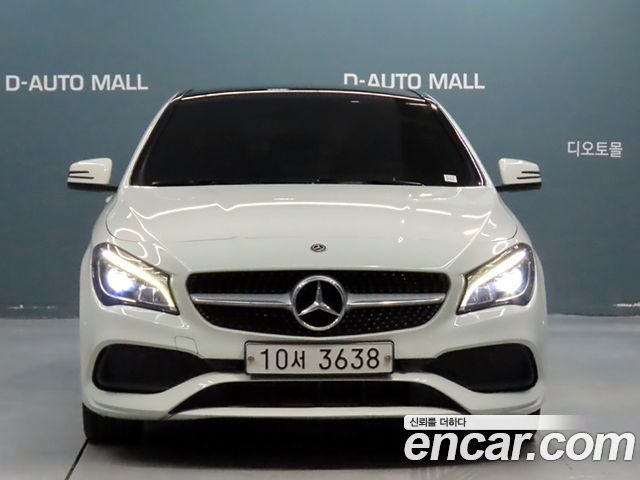 Mercedes-Benz CLA-Class CLA220 AMG Line