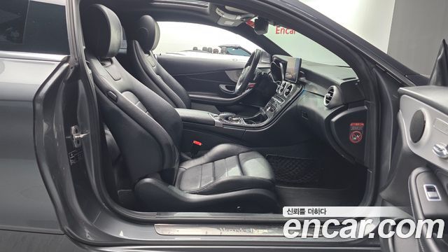 Mercedes-Benz C-Class C200 Coupe