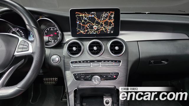 Mercedes-Benz C-Class C200 Coupe
